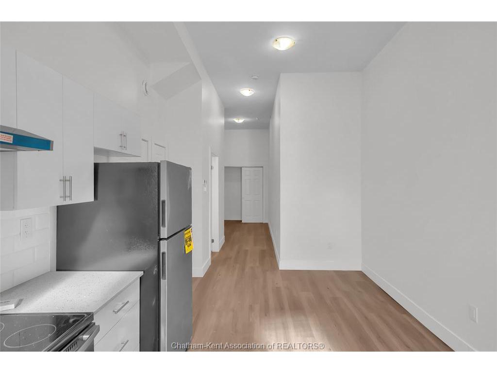 









131


Main

Street, 2,
Dresden,




ON
N0P 1M0

