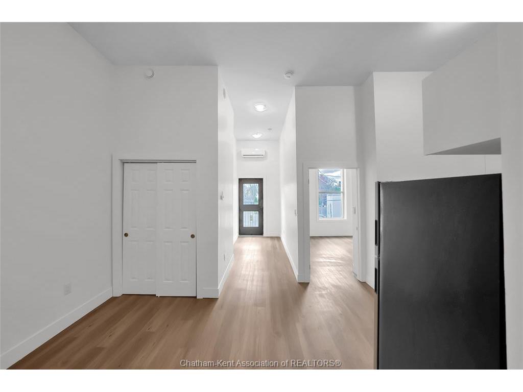 









131


Main

Street, 3,
Dresden,




ON
N0P 1M0

