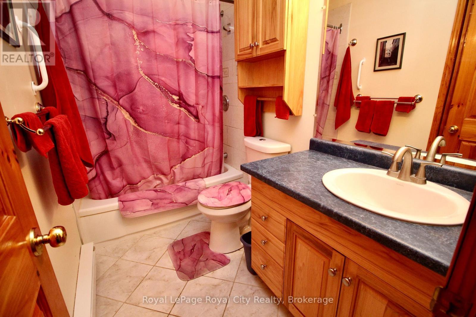 












68 ZORRA DRIVE

,
Northern Bruce Peninsula,




Ontario
N0H2R0

