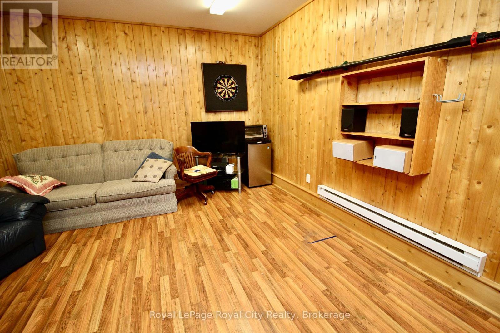 












68 ZORRA DRIVE

,
Northern Bruce Peninsula,




Ontario
N0H2R0

