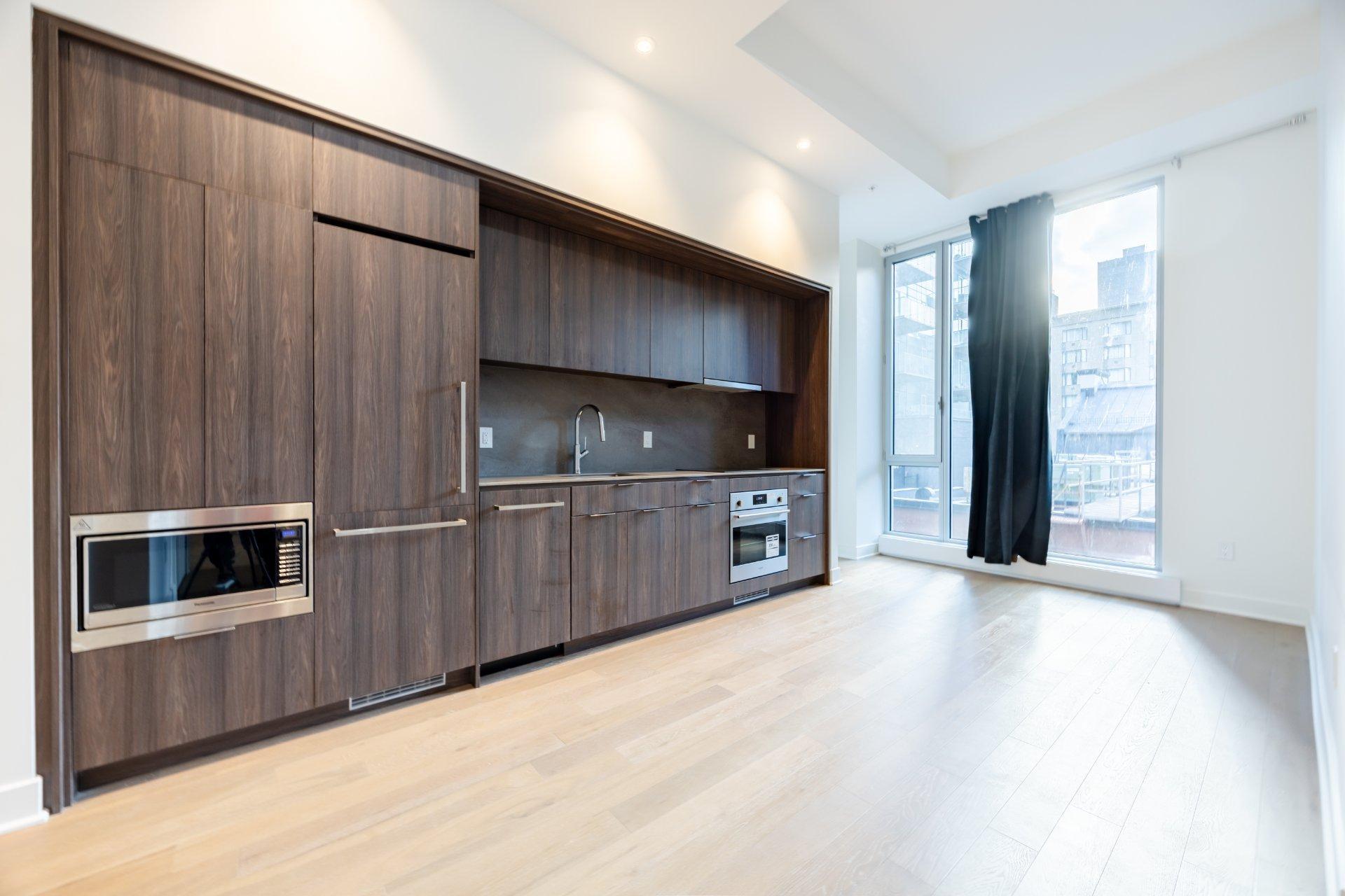 









1200


Rue Drummond

, 301,
Montréal (Ville-Marie),




QC
H3G0H5

