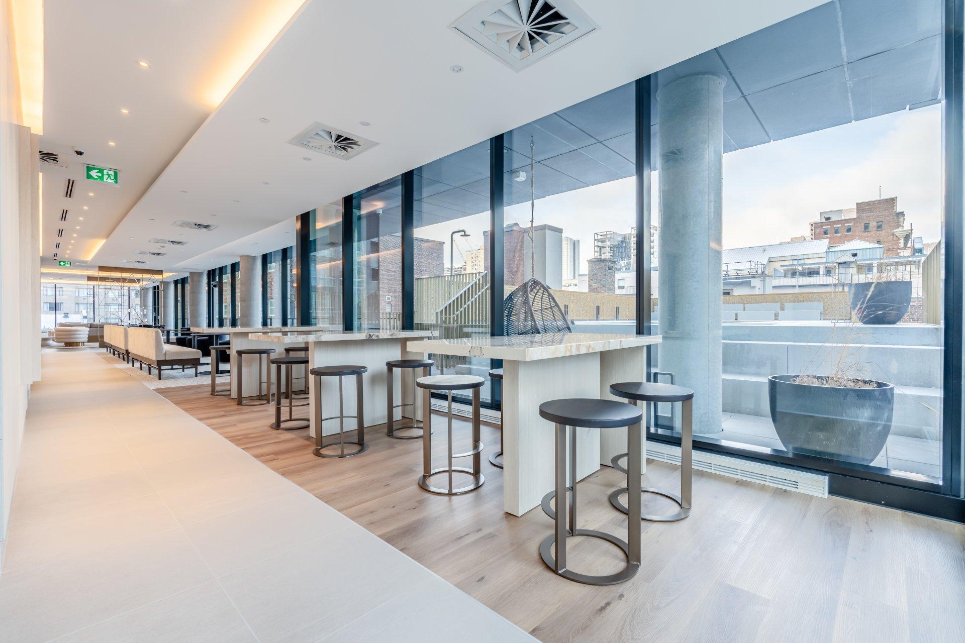 









1200


Rue Drummond

, 301,
Montréal (Ville-Marie),




QC
H3G0H5

