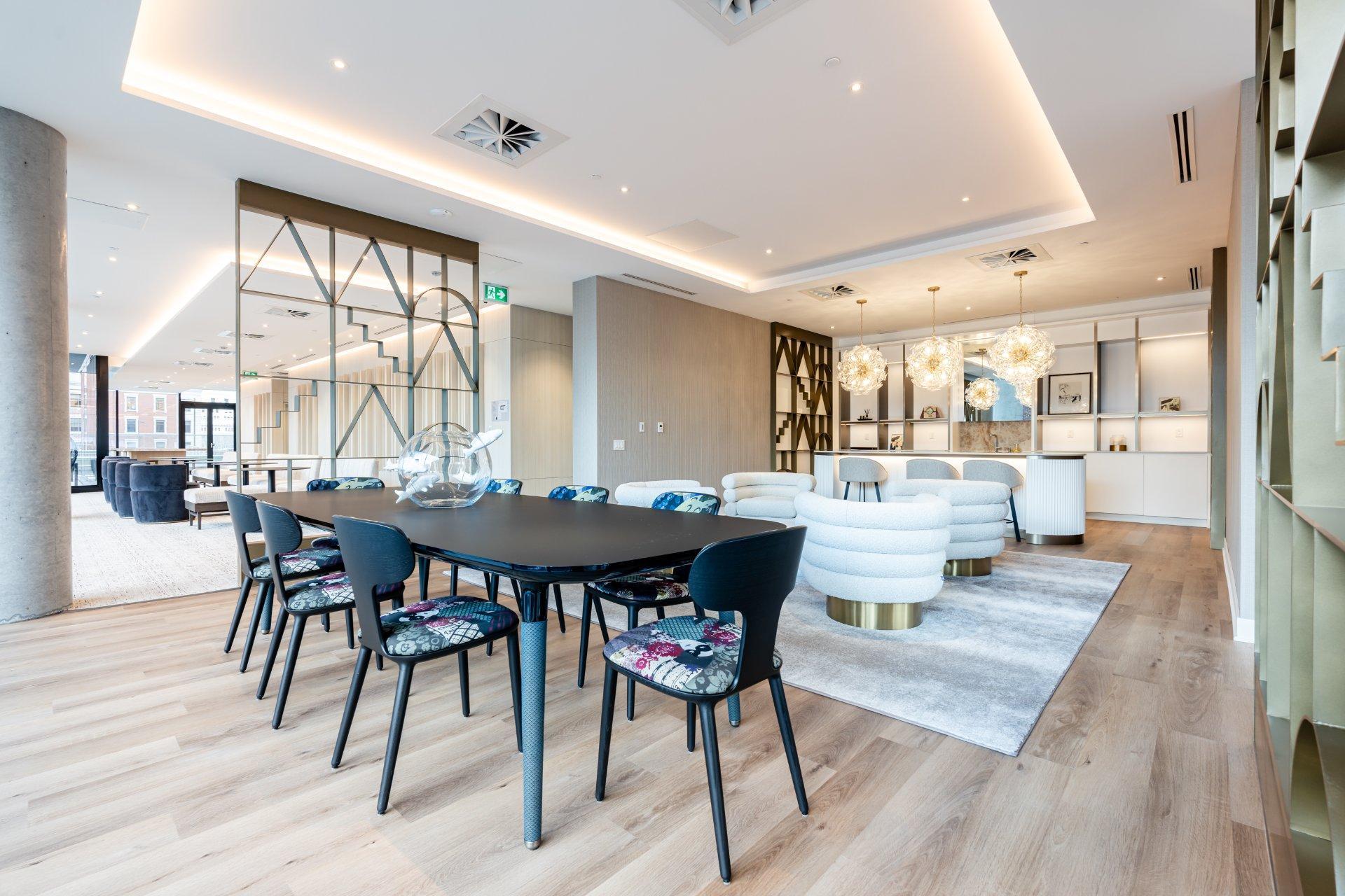 









1200


Rue Drummond

, 301,
Montréal (Ville-Marie),




QC
H3G0H5

