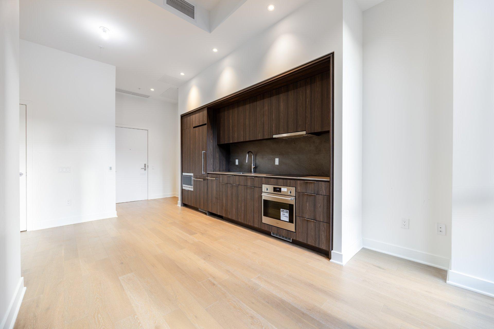 









1200


Rue Drummond

, 301,
Montréal (Ville-Marie),




QC
H3G0H5

