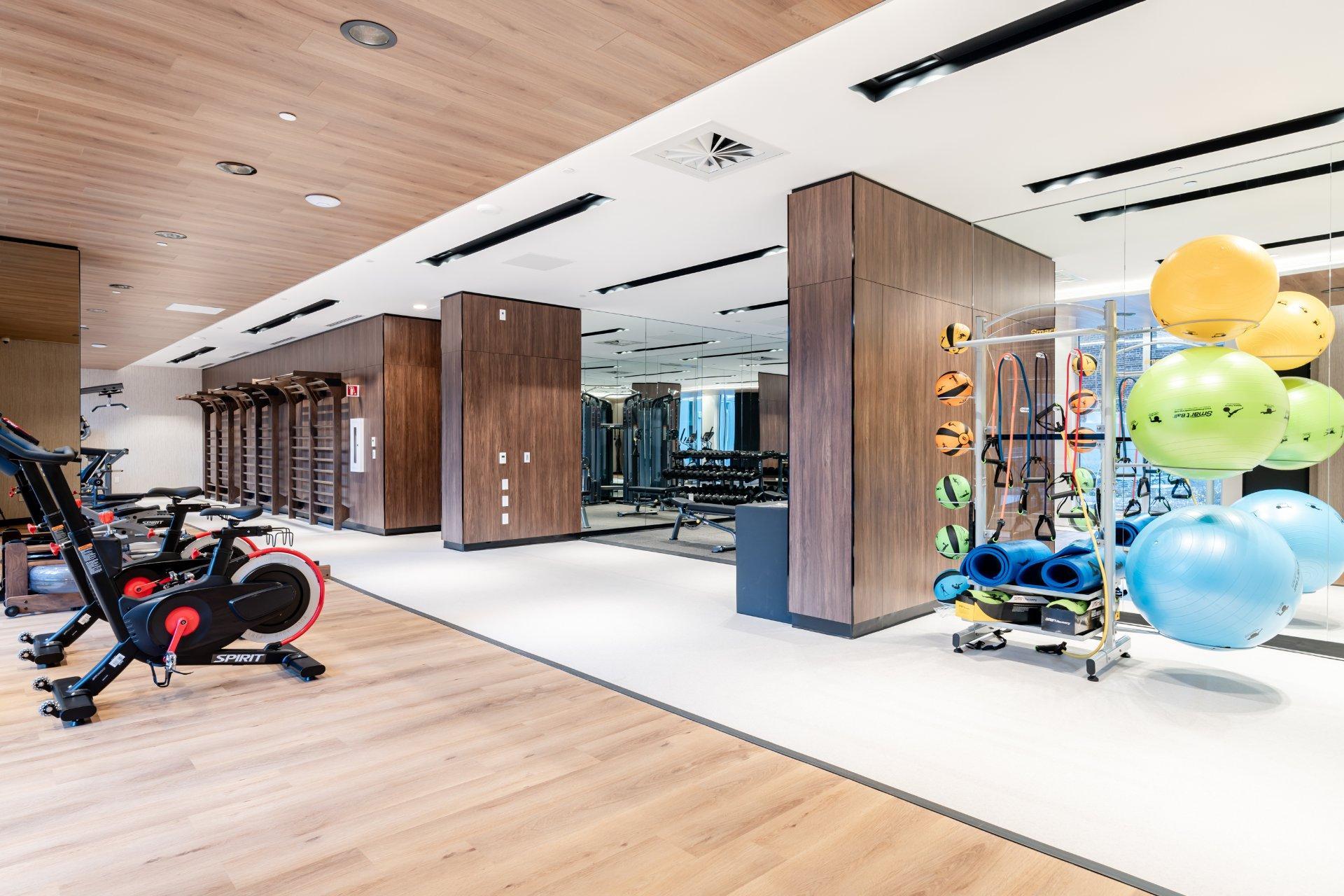 









1200


Rue Drummond

, 301,
Montréal (Ville-Marie),




QC
H3G0H5

