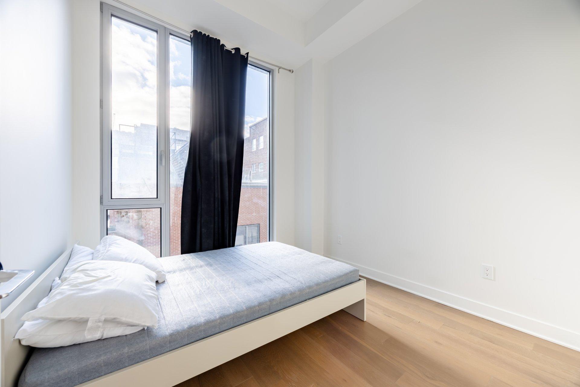 









1200


Rue Drummond

, 301,
Montréal (Ville-Marie),




QC
H3G0H5

