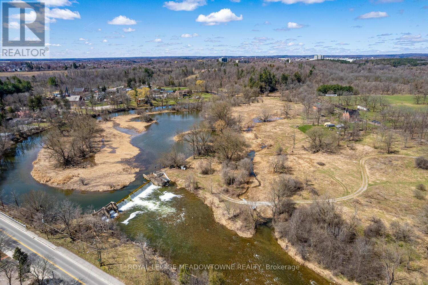 












5 LOUISA STREET

,
Halton Hills,




Ontario
L0P1K0

