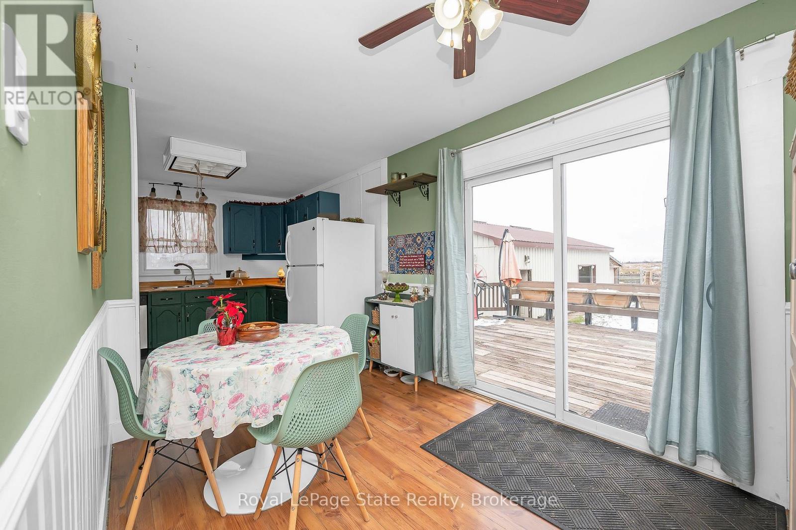 












2323 56 HIGHWAY

,
Hamilton,




Ontario
L0R1C0

