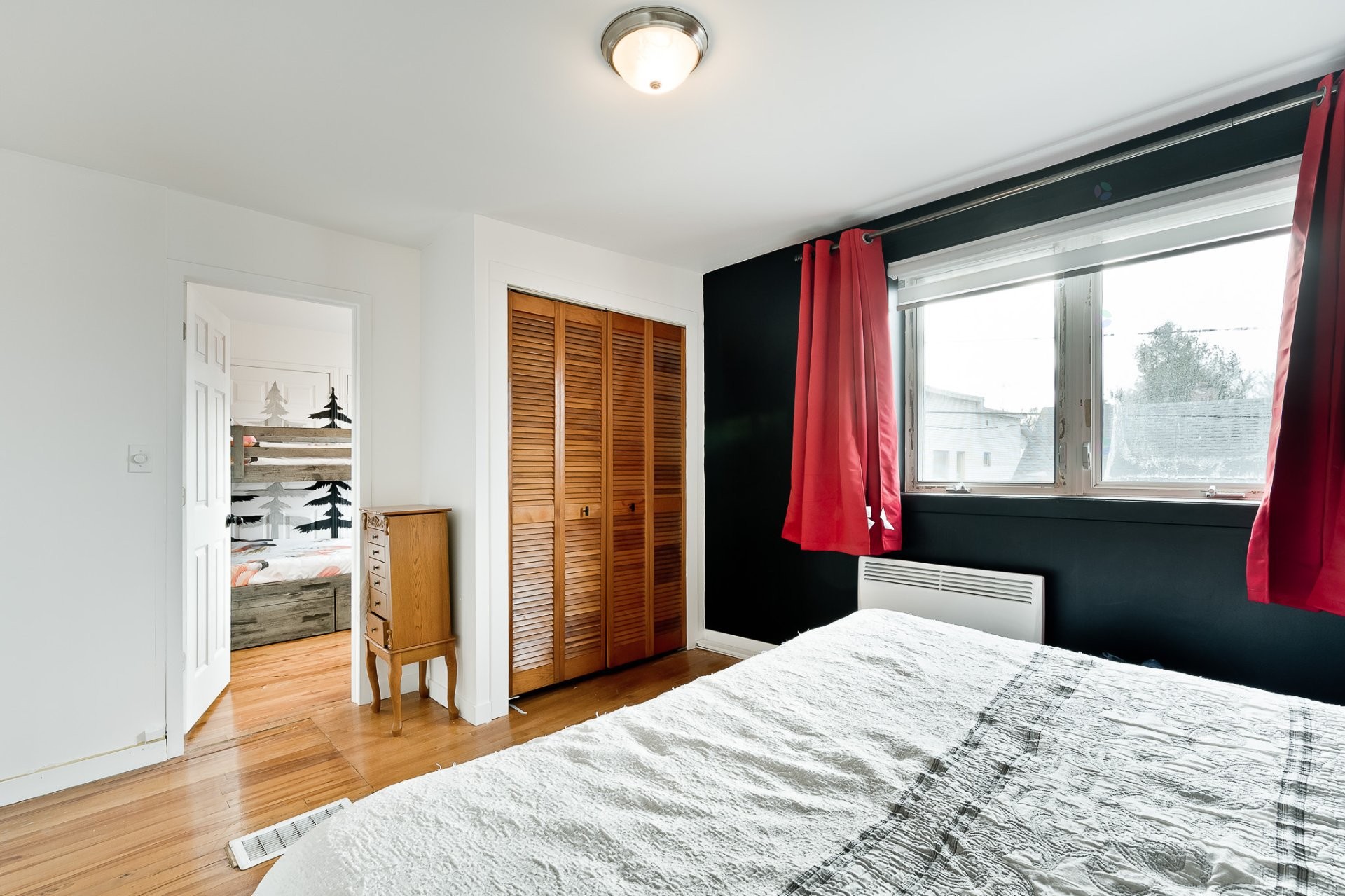 









52

 - 56


3e Avenue

,
Windsor,




QC
J1S1X9

