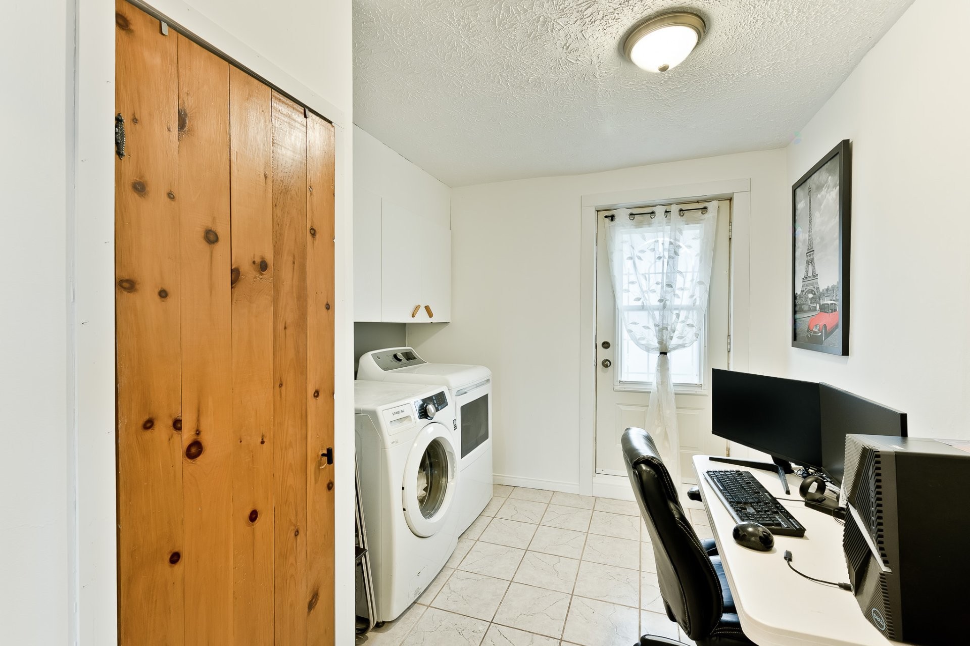 









52

 - 56


3e Avenue

,
Windsor,




QC
J1S1X9

