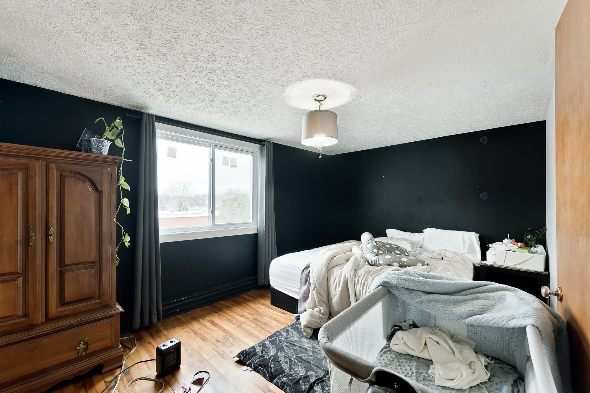 









52

 - 56


3e Avenue

,
Windsor,




QC
J1S1X9

