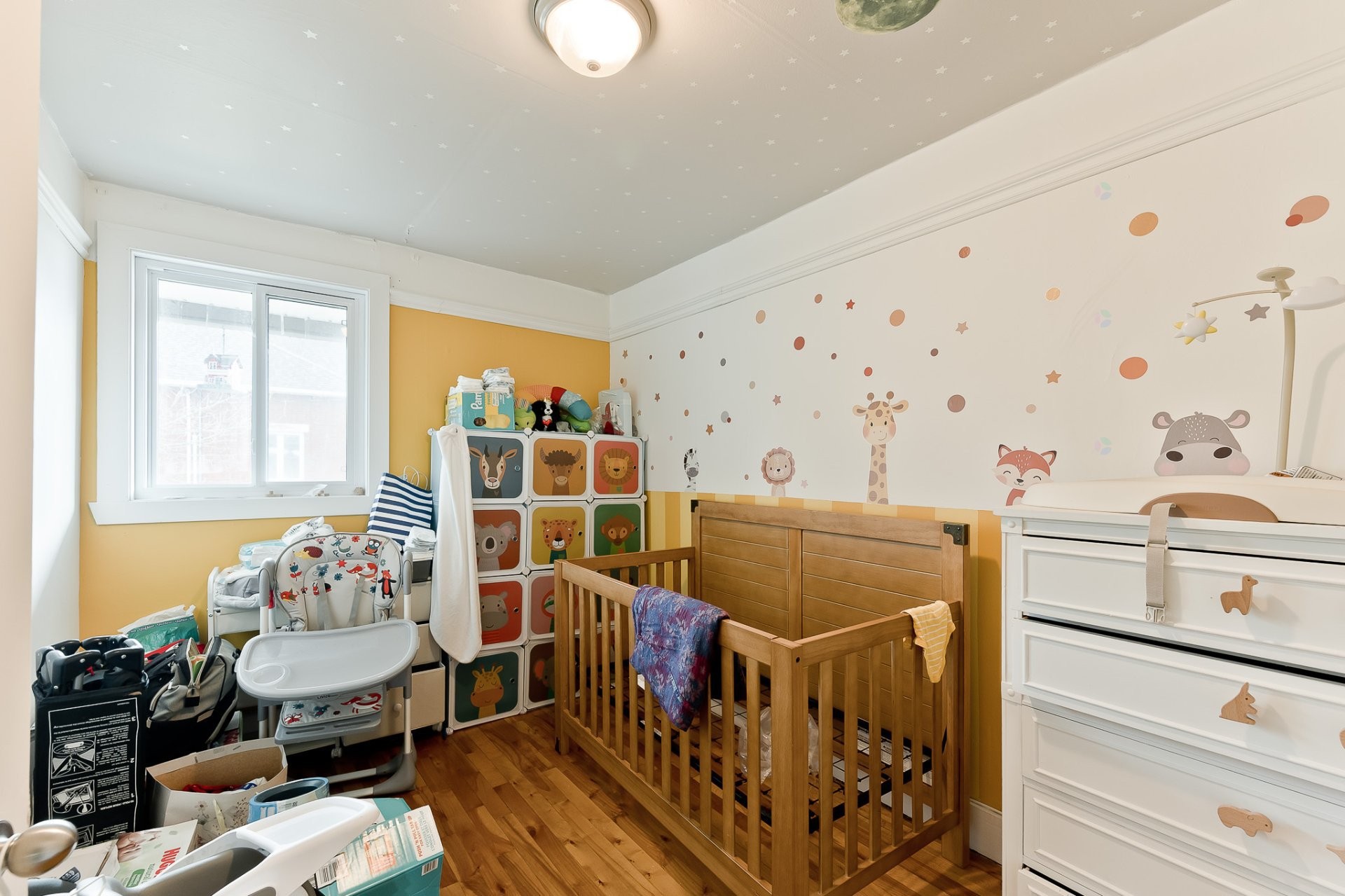 









52

 - 56


3e Avenue

,
Windsor,




QC
J1S1X9

