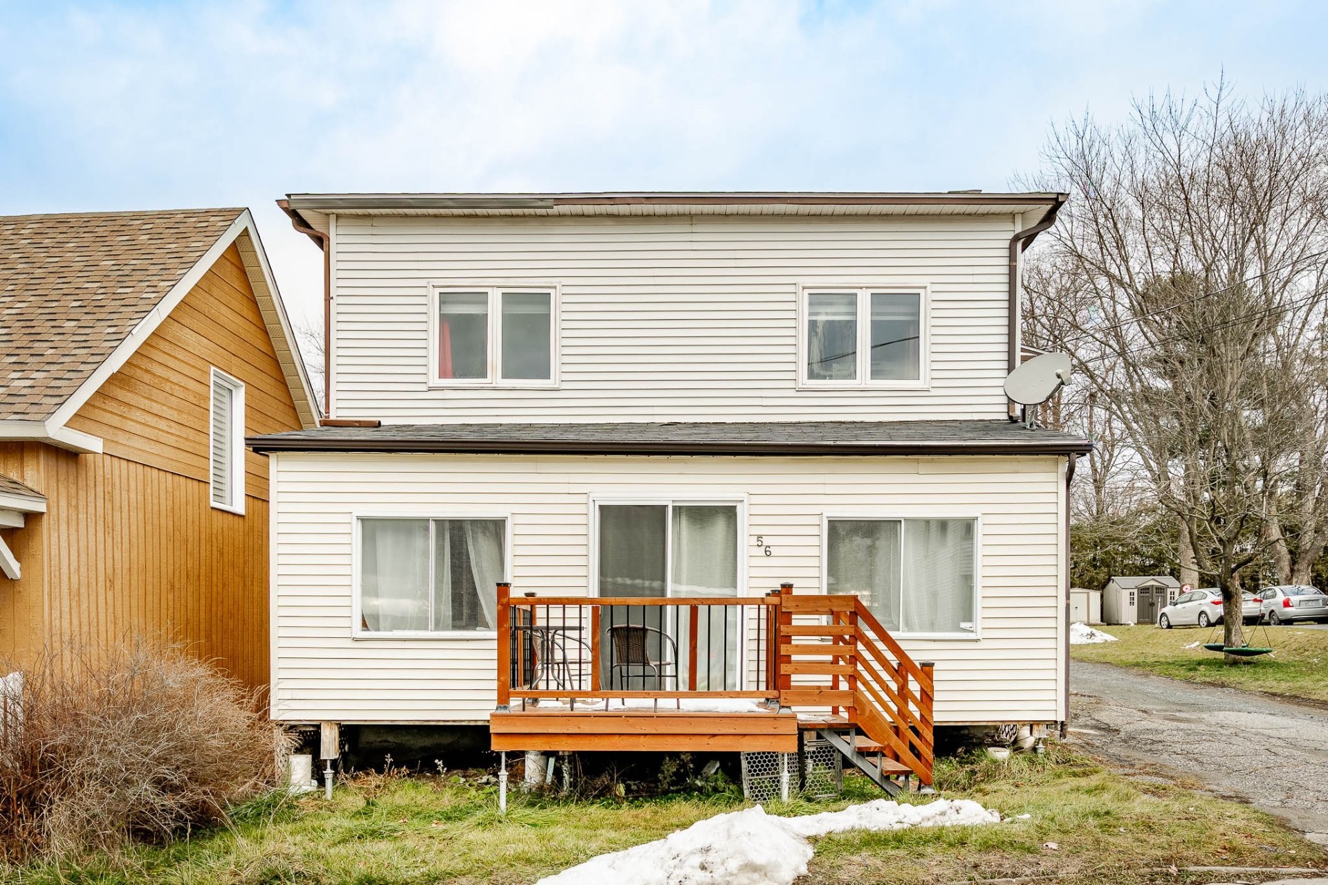 









52

 - 56


3e Avenue

,
Windsor,




QC
J1S1X9

