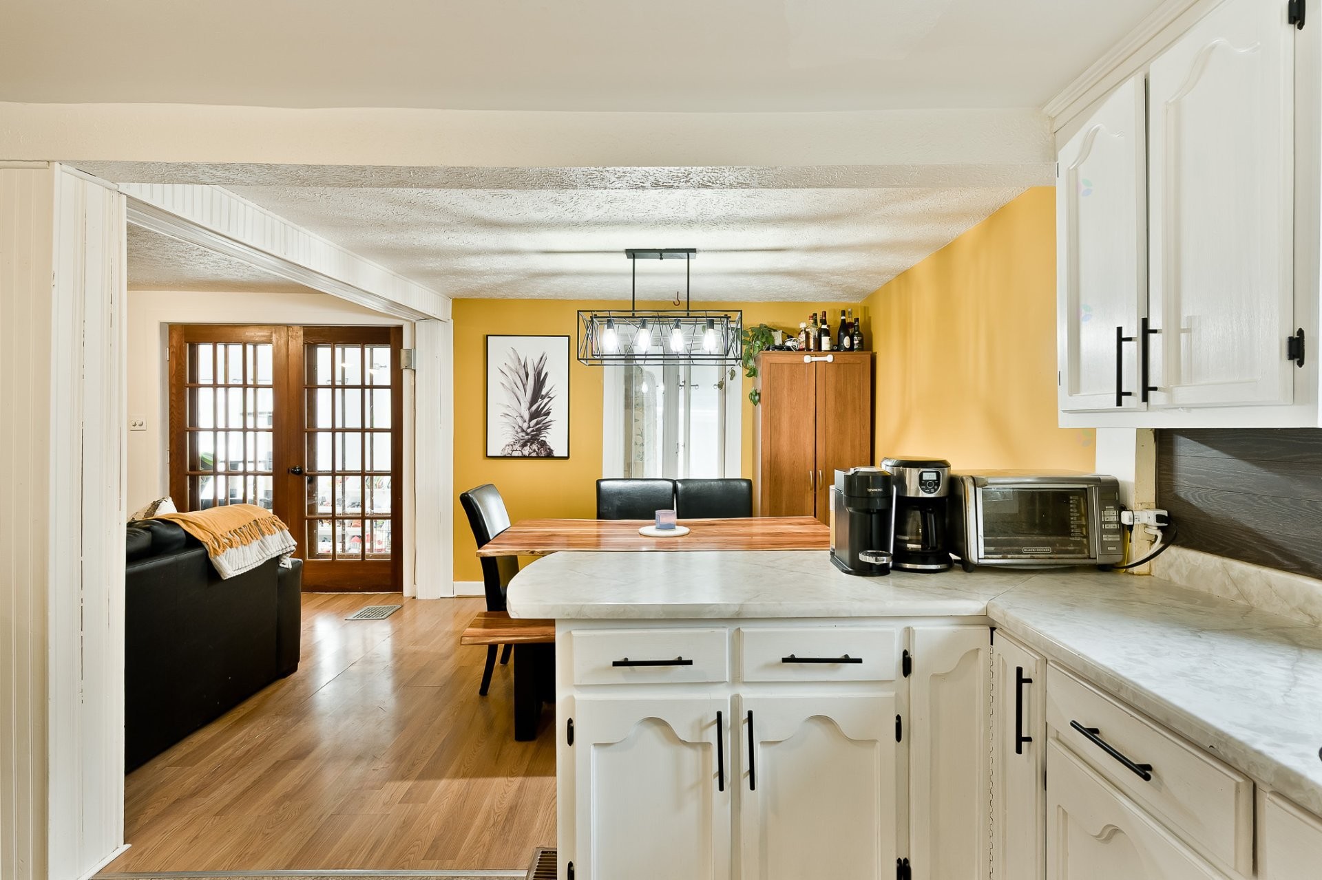 









52

 - 56


3e Avenue

,
Windsor,




QC
J1S1X9

