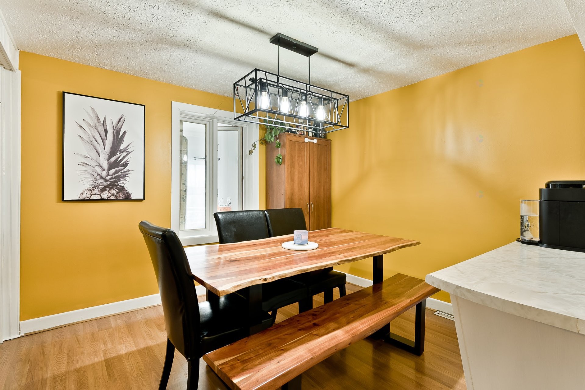 









52

 - 56


3e Avenue

,
Windsor,




QC
J1S1X9

