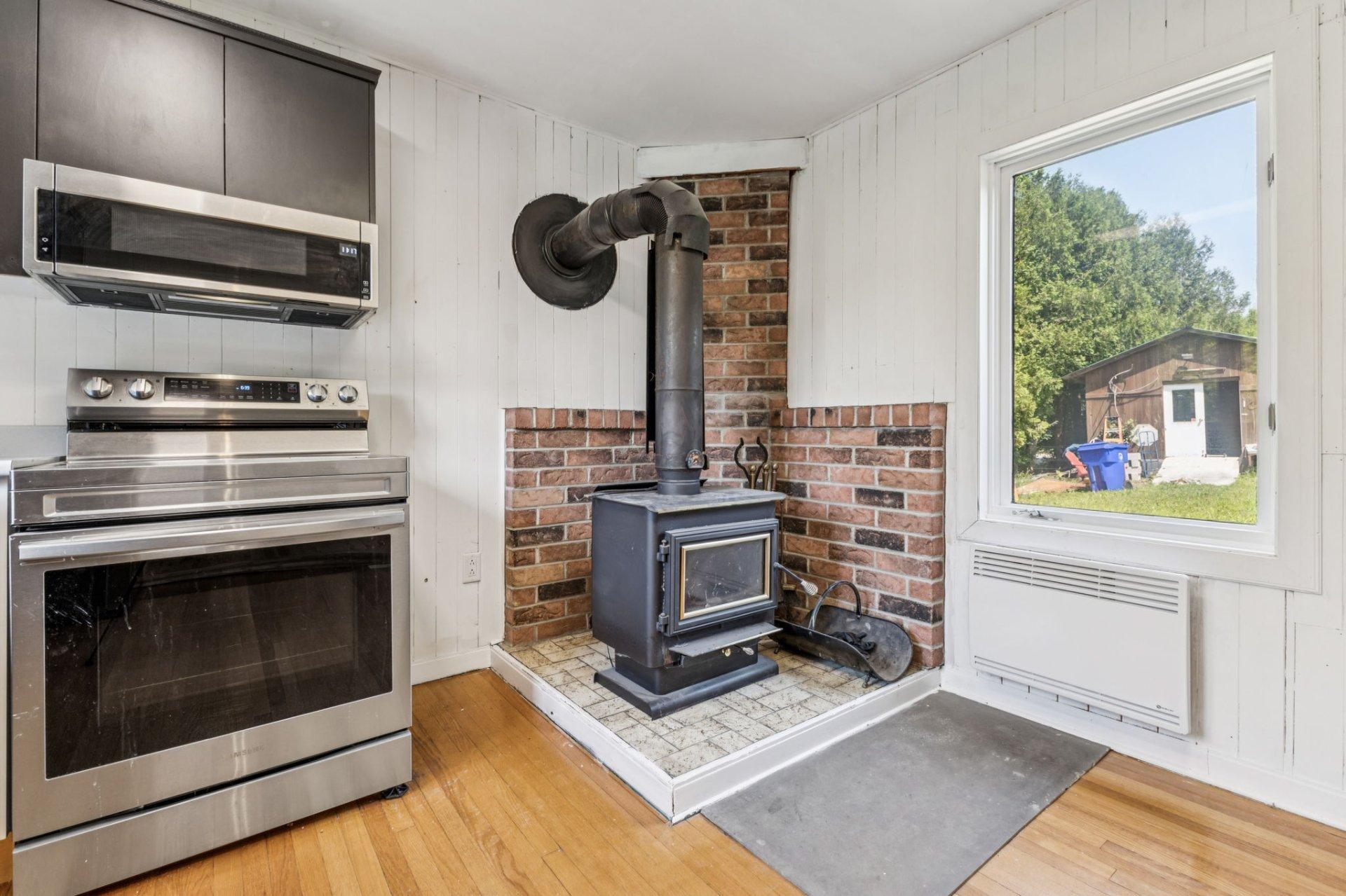 









153


Rue Marleau

,
Denholm,




QC
J8N9H3

