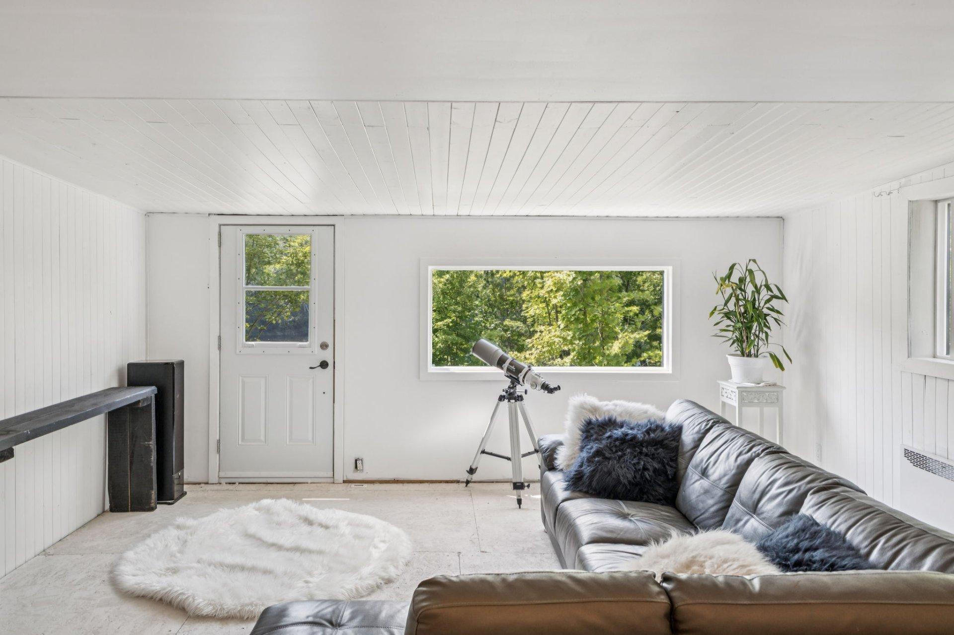 









153


Rue Marleau

,
Denholm,




QC
J8N9H3

