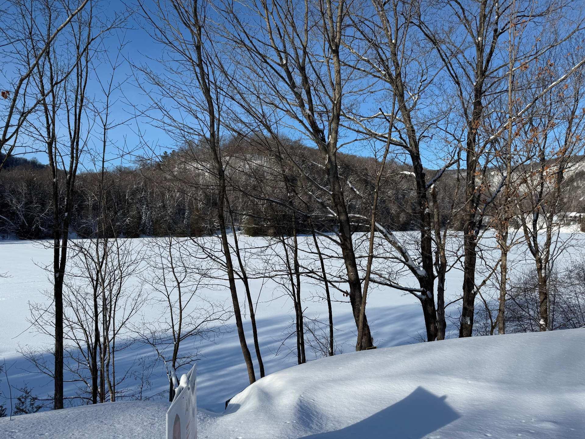 









153


Rue Marleau

,
Denholm,




QC
J8N9H3

