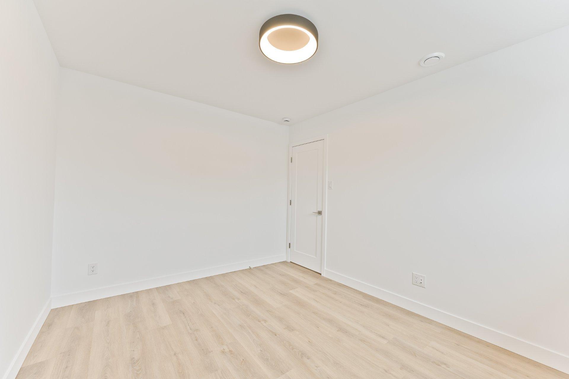 









3809


Rue Émile-Chartier

,
Sherbrooke (Les Nations),




QC
J1L0H7

