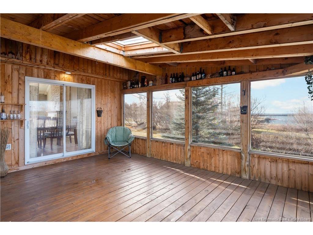 









81


Route 305

,
Haut-Lamèque,




NB
E8T 3M1

