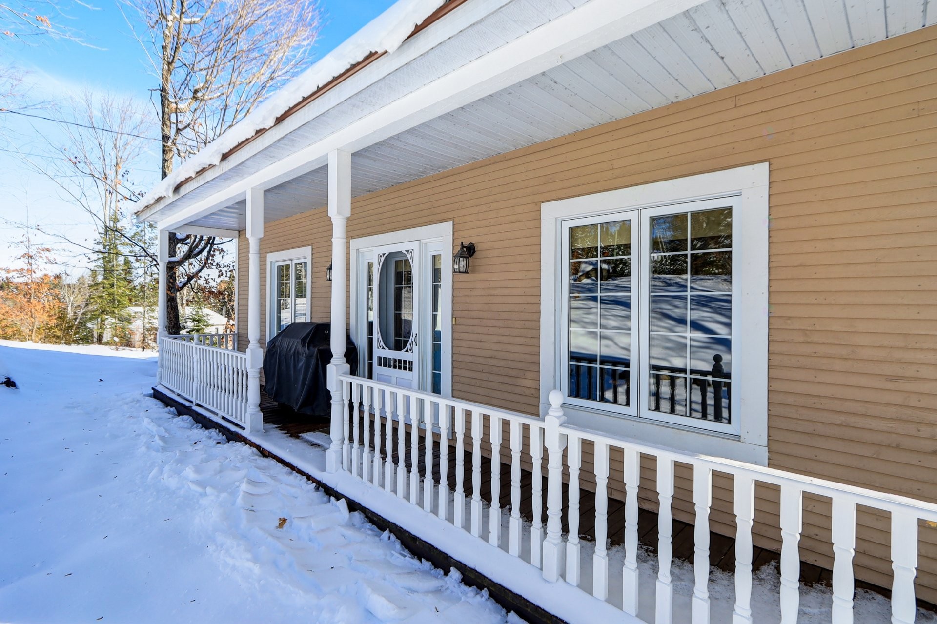 









93Z

 - 93AZ


Rue du Joli-Bois

,
Sainte-Marguerite-du-Lac-Masson,




QC
J0T1L0

