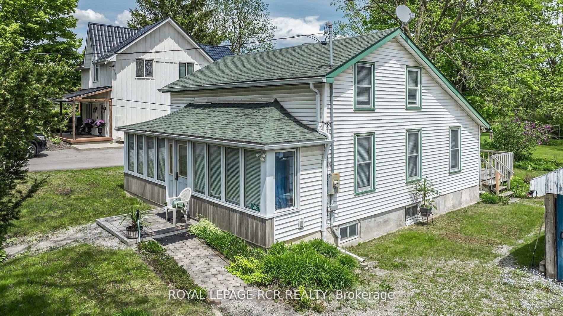 









20377


Leslie

Street,
East Gwillimbury,




ON
L0G 1R0

