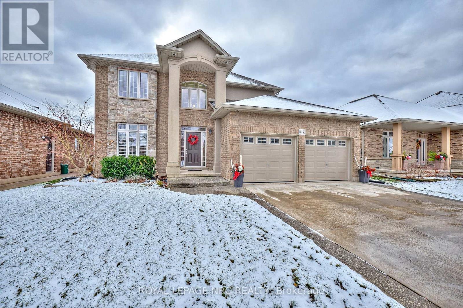 












117 CREEKSIDE DRIVE

,
Welland (Coyle Creek),




Ontario
L3C0B4

