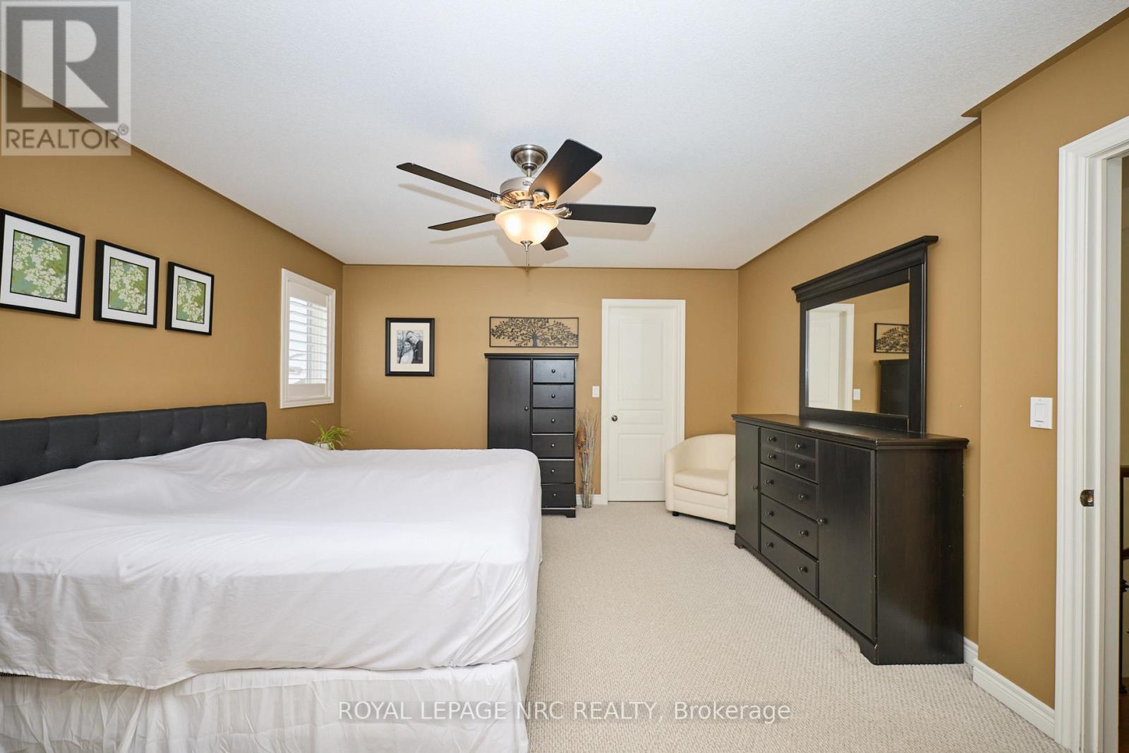 












117 CREEKSIDE DRIVE

,
Welland (Coyle Creek),




Ontario
L3C0B4

