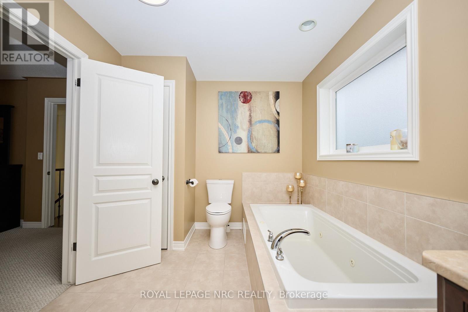 












117 CREEKSIDE DRIVE

,
Welland (Coyle Creek),




Ontario
L3C0B4

