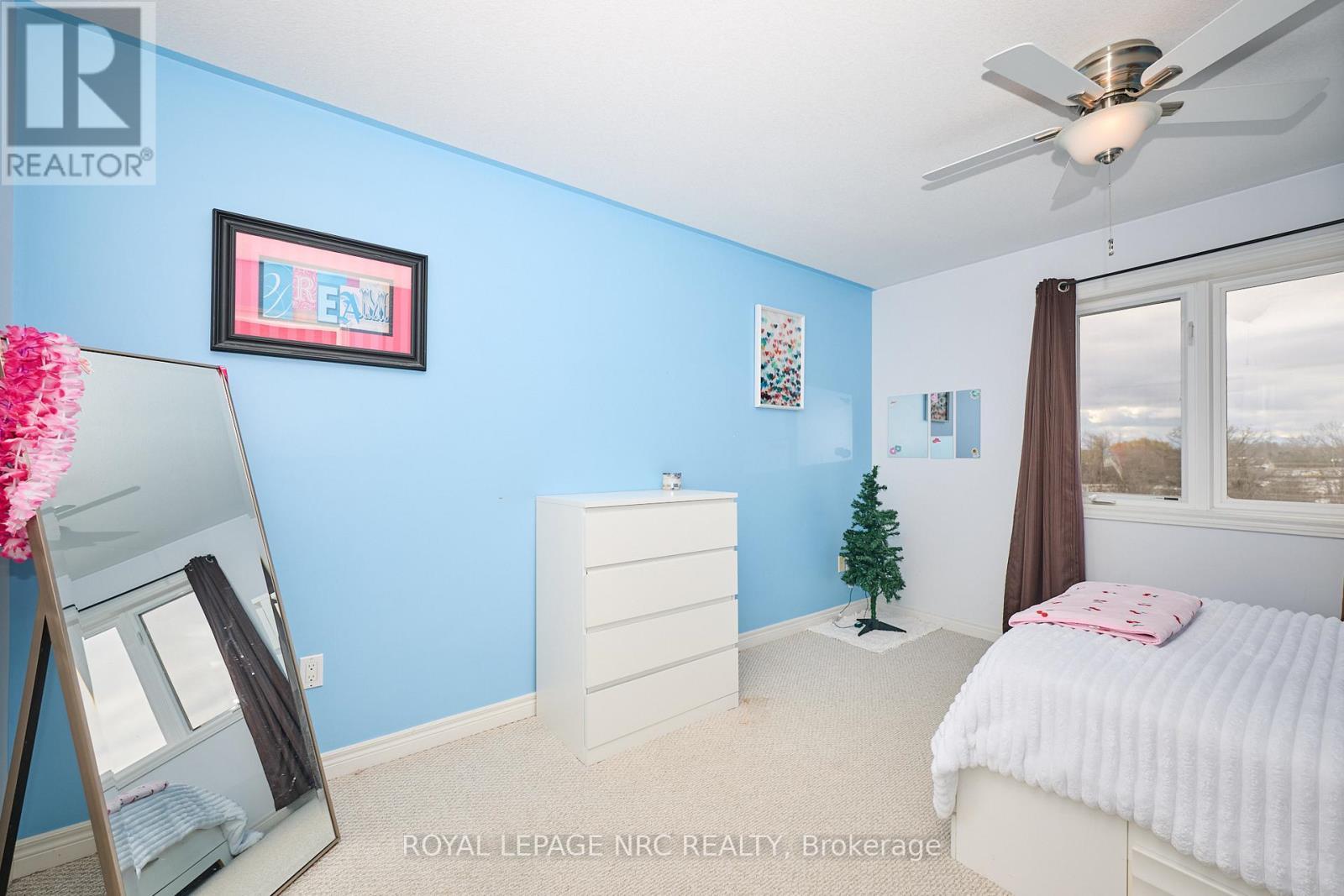 












117 CREEKSIDE DRIVE

,
Welland (Coyle Creek),




Ontario
L3C0B4

