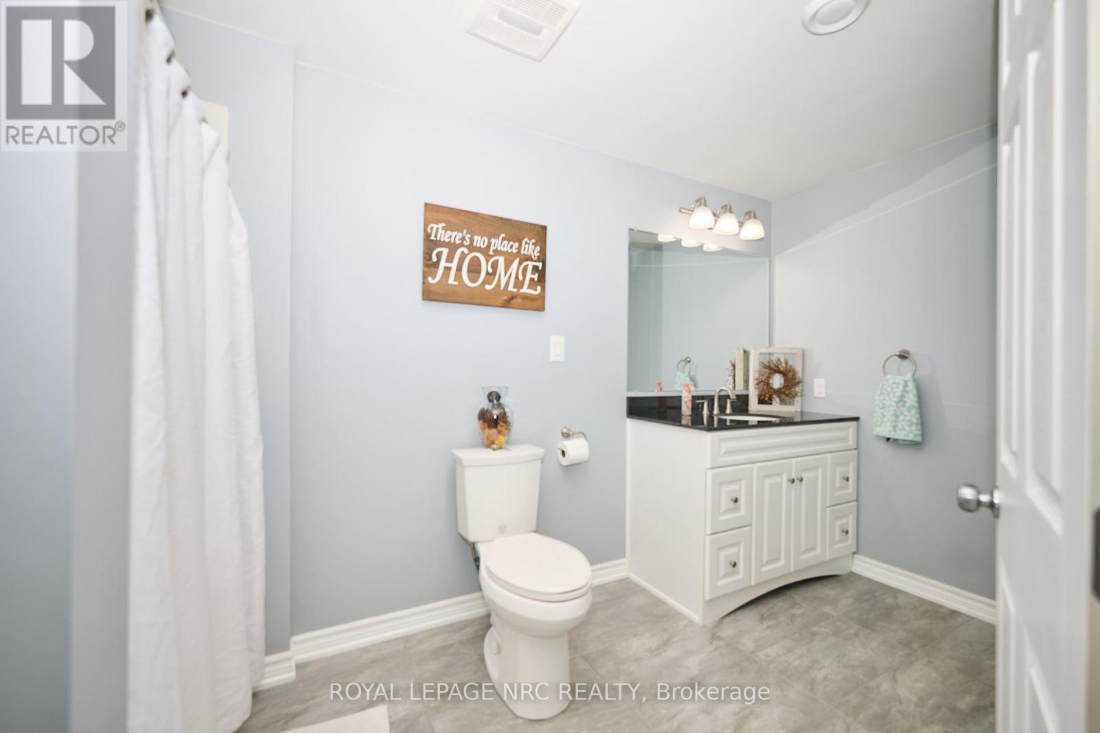 












117 CREEKSIDE DRIVE

,
Welland (Coyle Creek),




Ontario
L3C0B4

