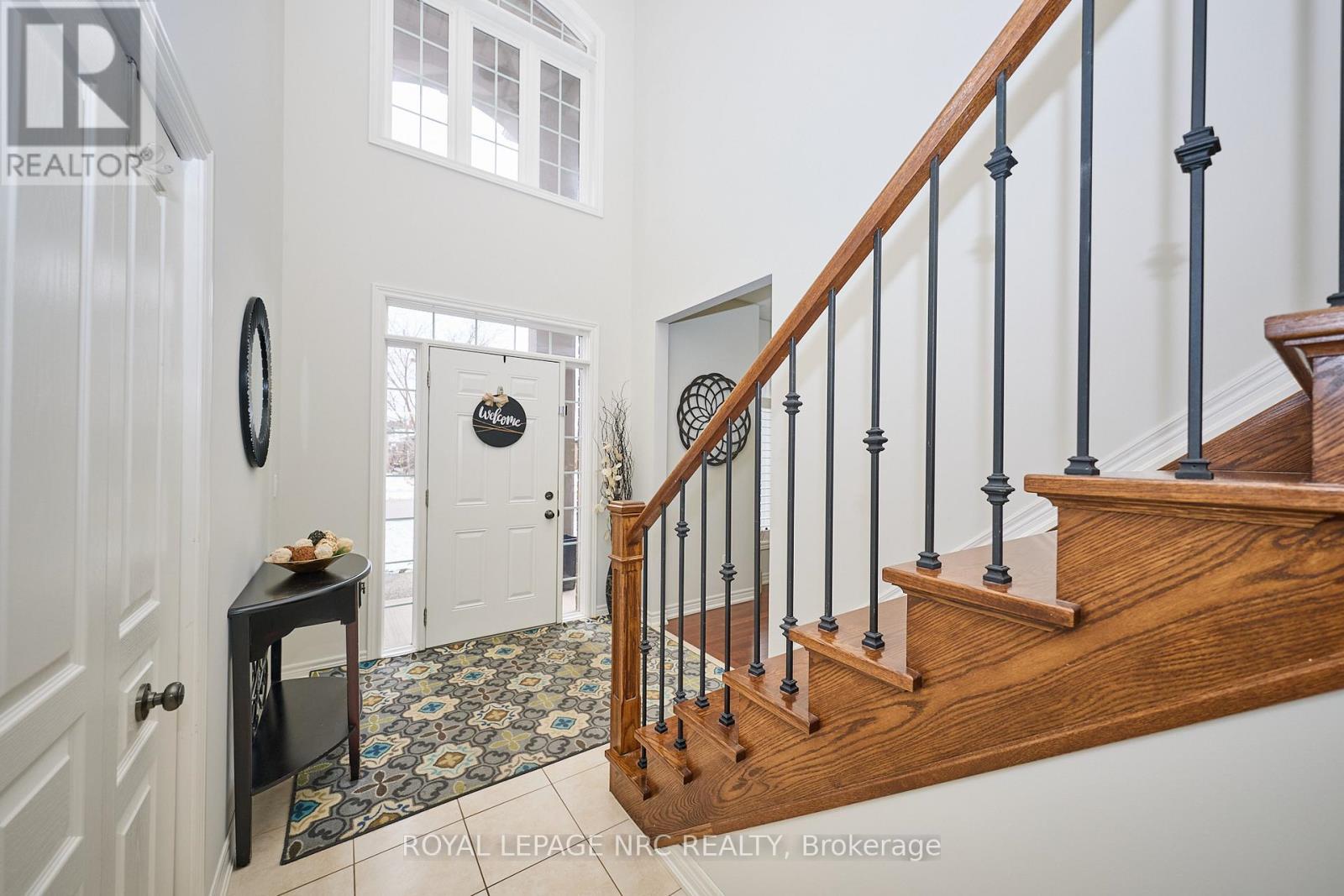 












117 CREEKSIDE DRIVE

,
Welland (Coyle Creek),




Ontario
L3C0B4

