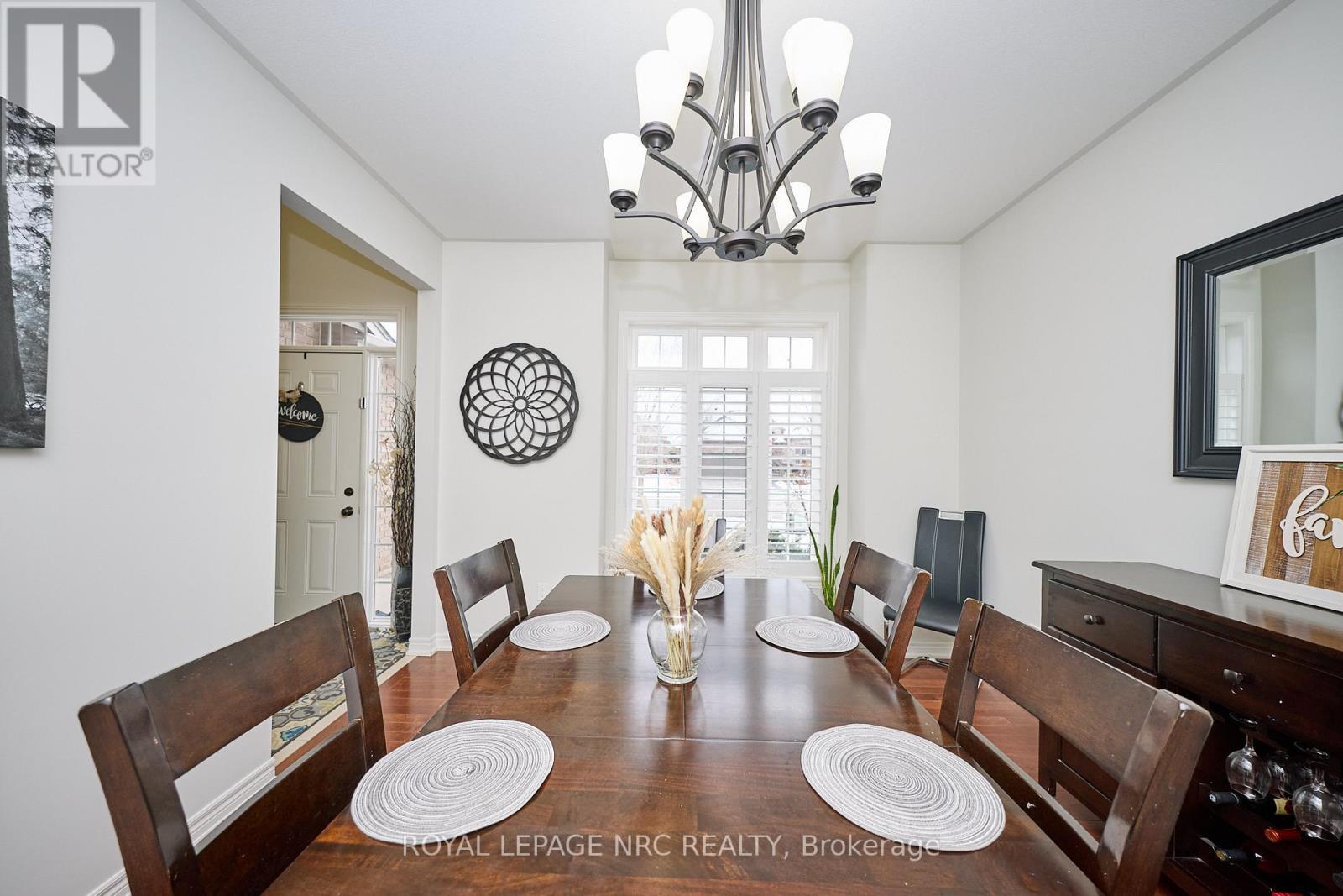 












117 CREEKSIDE DRIVE

,
Welland (Coyle Creek),




Ontario
L3C0B4

