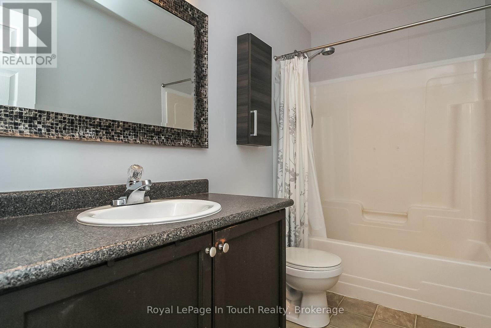 












126 SOUTHWINDS CRESCENT

,
Midland,




Ontario
L4R0A3

