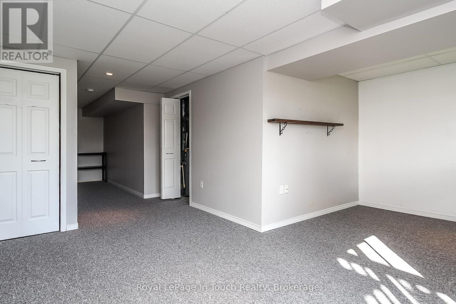 












126 SOUTHWINDS CRESCENT

,
Midland,




Ontario
L4R0A3

