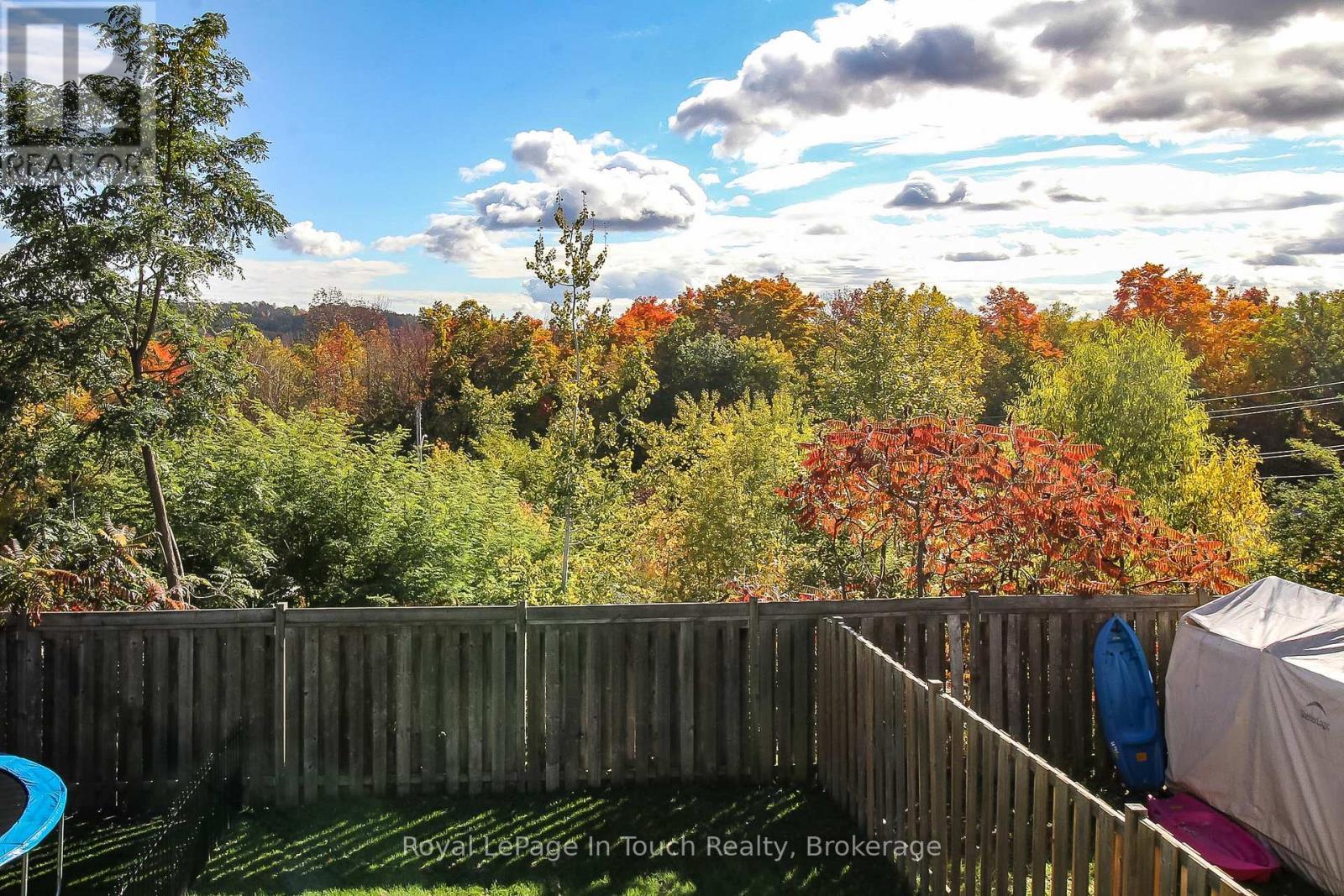 












126 SOUTHWINDS CRESCENT

,
Midland,




Ontario
L4R0A3

