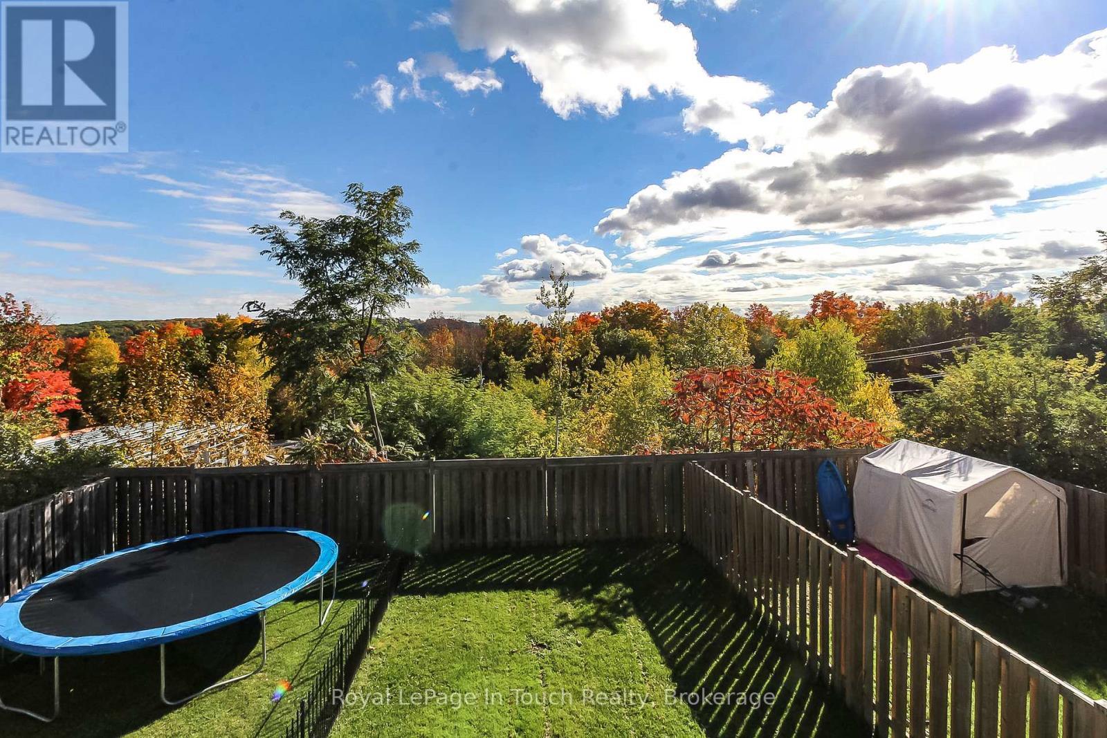 












126 SOUTHWINDS CRESCENT

,
Midland,




Ontario
L4R0A3

