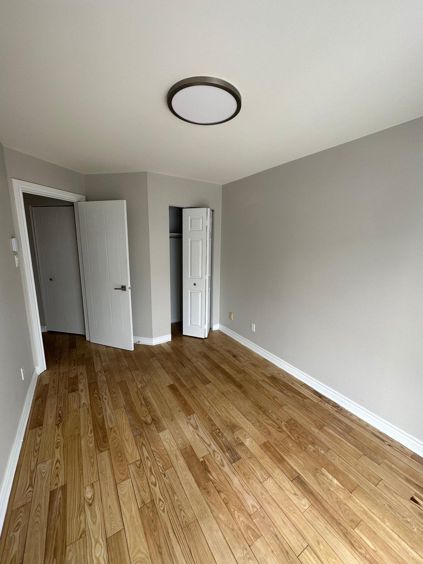 









84


Ch. du Souvenir

, 302,
Bois-des-Filion,




QC
J6Z4P9

