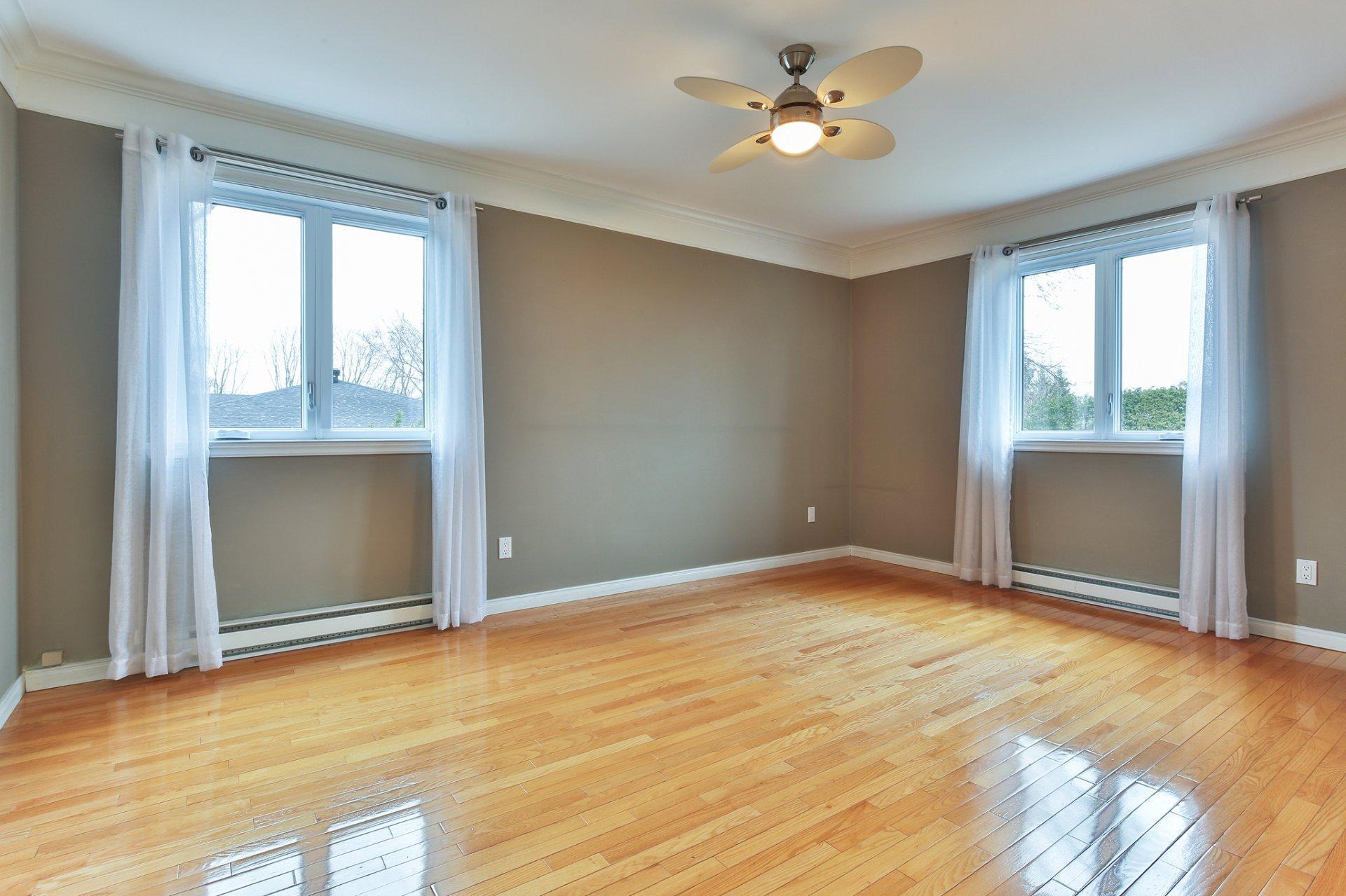 









464


15e Avenue

,
Saint-Jean-sur-Richelieu,




QC
J2X1B2

