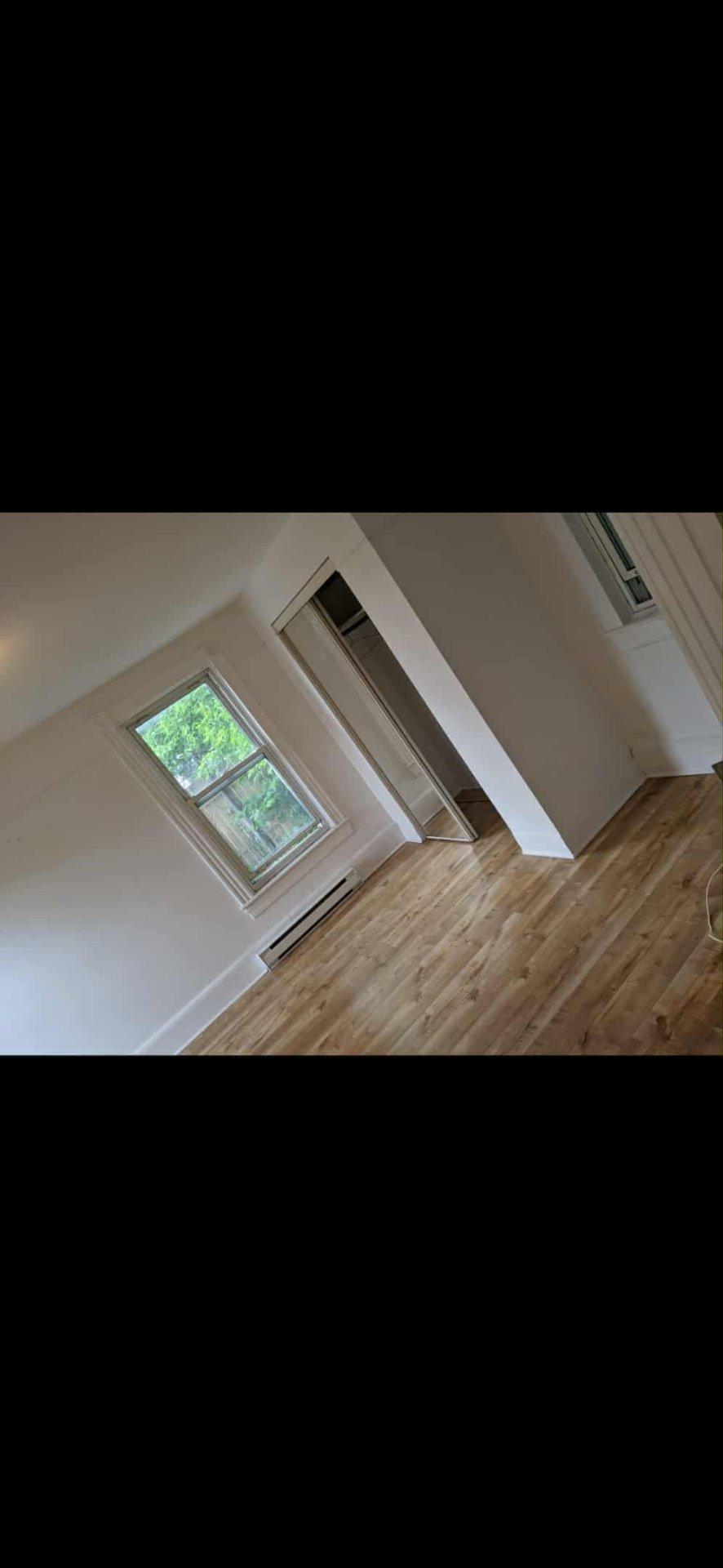 









214

 - 216


Rue St-Charles

,
Saint-Jean-sur-Richelieu,




QC
J3B2E1

