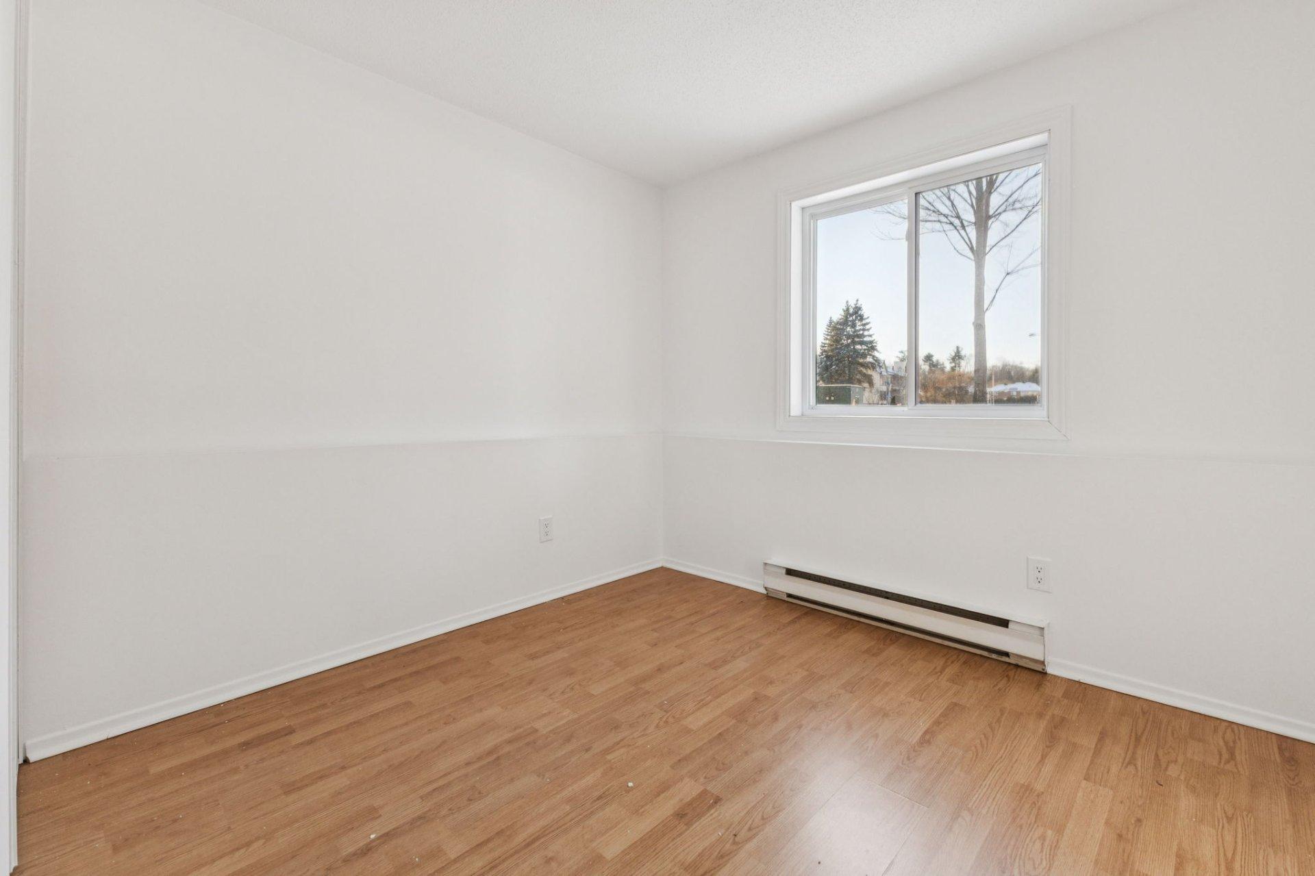 









5


Imp. de la Roseraie

, 1,
Gatineau (Hull),




QC
J9A2S1

