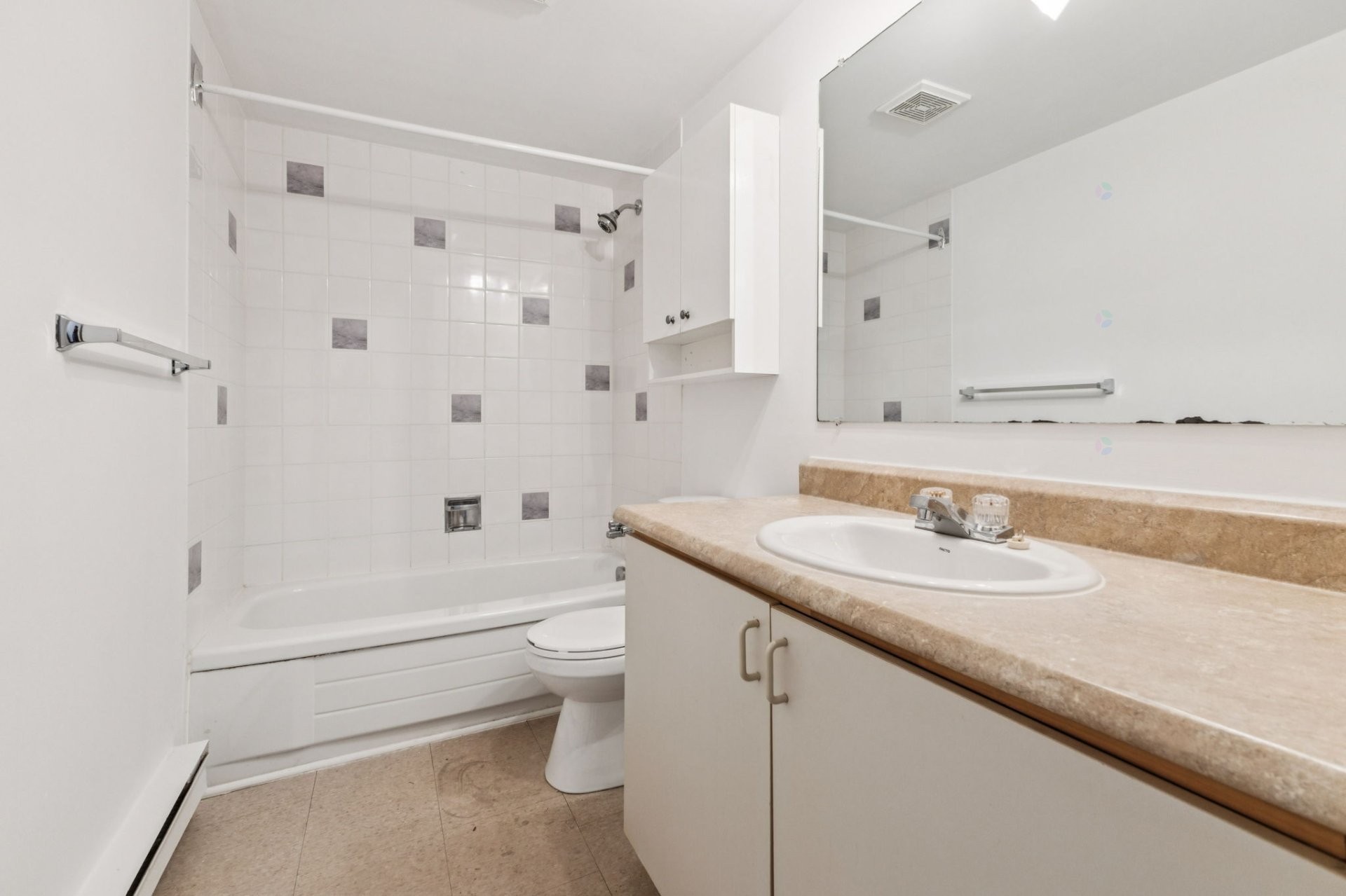 









5


Imp. de la Roseraie

, 1,
Gatineau (Hull),




QC
J9A2S1

