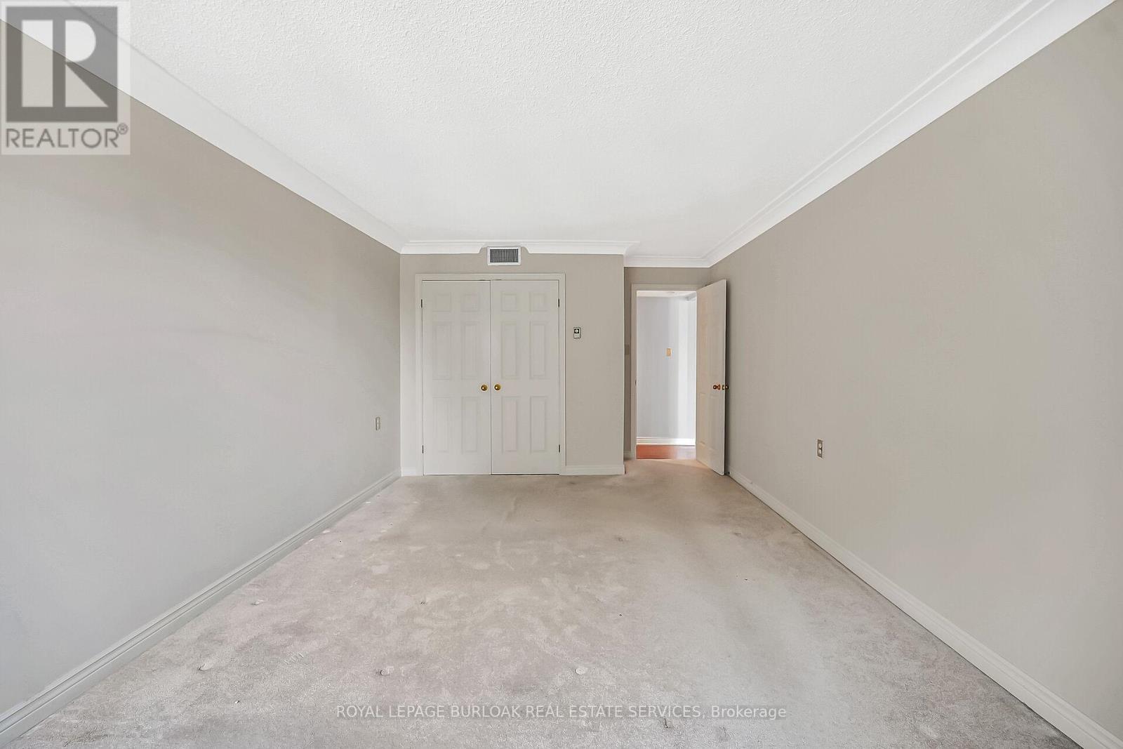 












PH1 - 150 WILSON STREET W

,
Hamilton,




Ontario
L9G4E7

