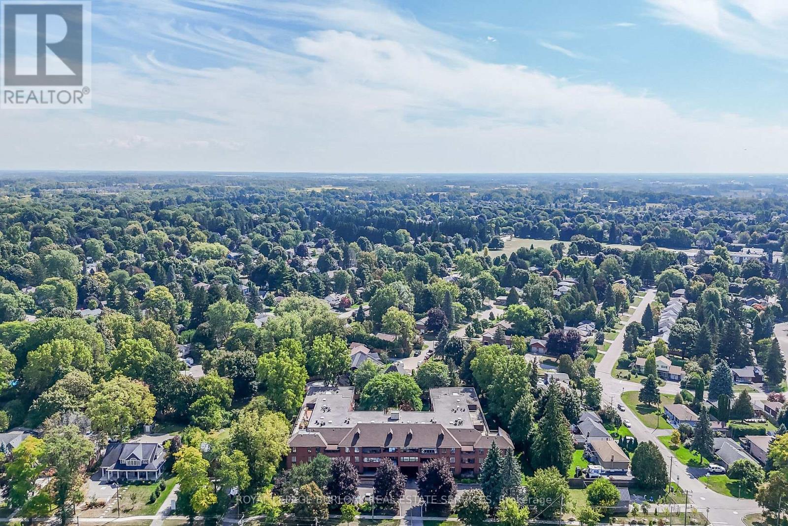 












PH1 - 150 WILSON STREET W

,
Hamilton,




Ontario
L9G4E7

