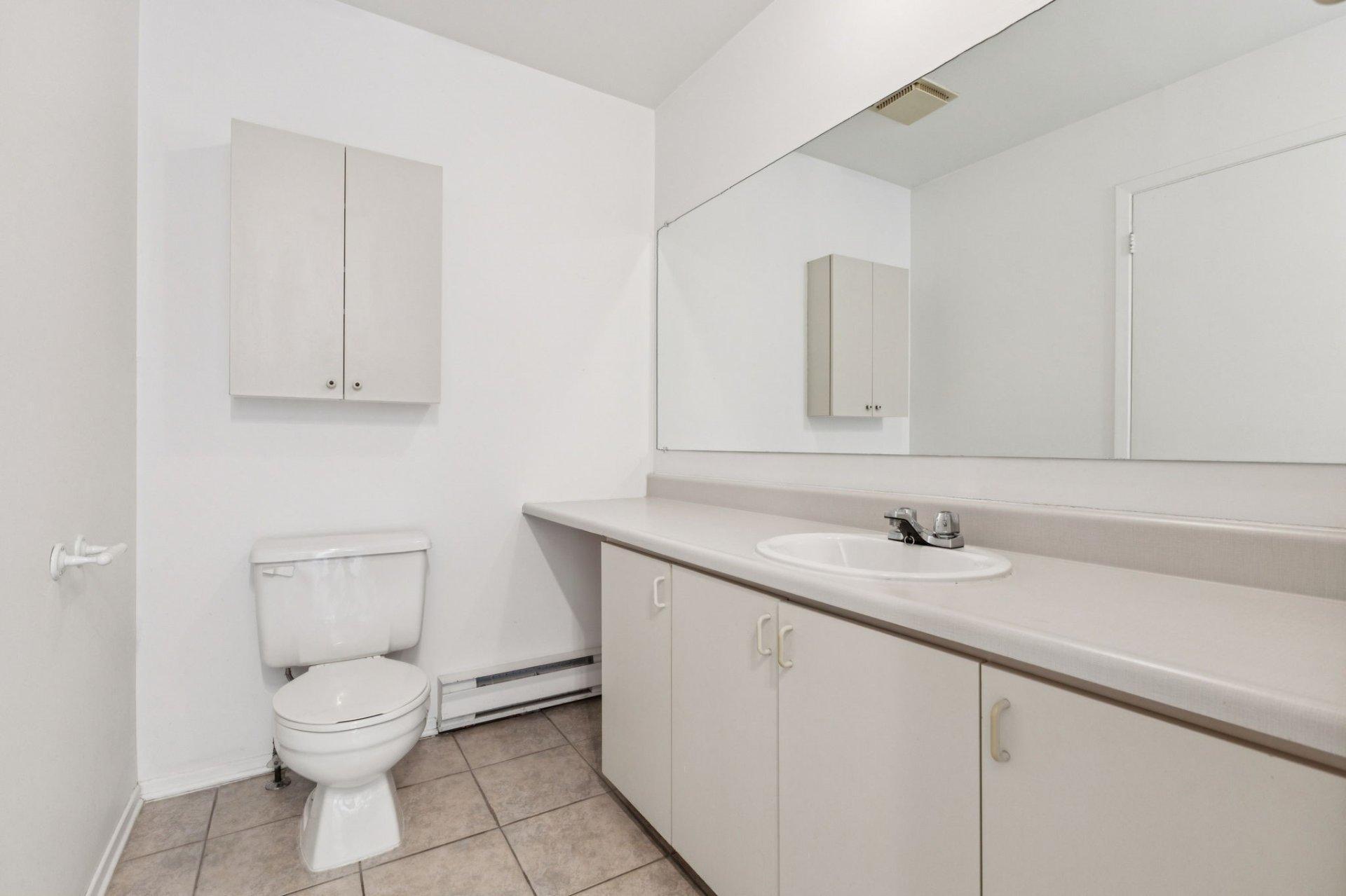 









15


Imp. de la Roseraie

, 6,
Gatineau (Hull),




QC
J9A2S3

