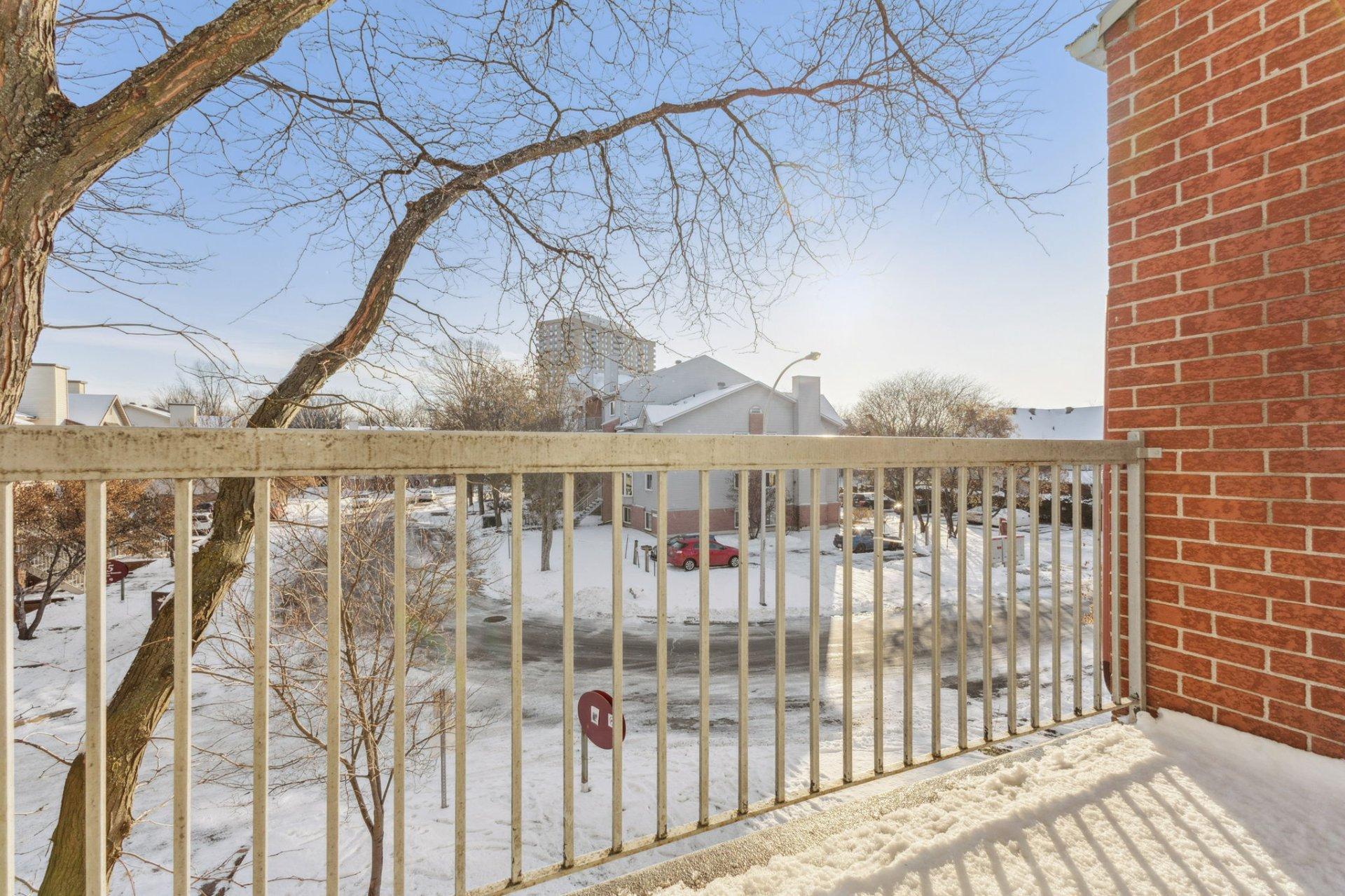 









15


Imp. de la Roseraie

, 6,
Gatineau (Hull),




QC
J9A2S3

