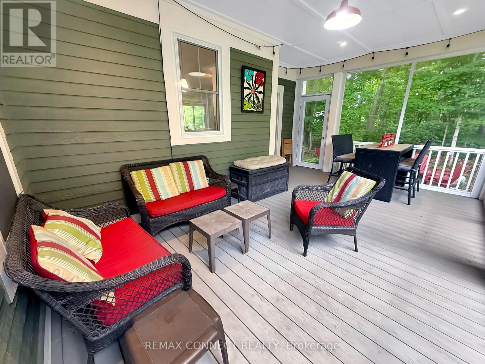 












209 - 50 HOLLOW LANE

,
Prince Edward County,







Ontario
K8N4Z4

