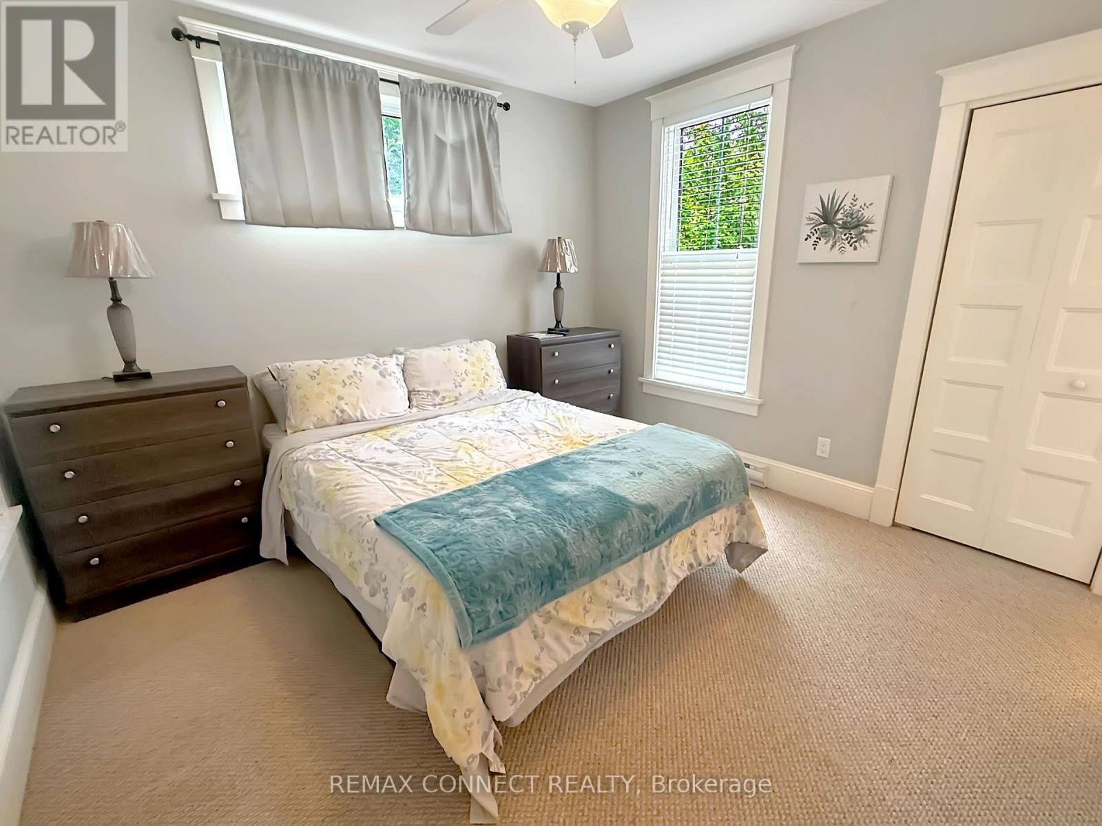 












209 - 50 HOLLOW LANE

,
Prince Edward County,







Ontario
K8N4Z4

