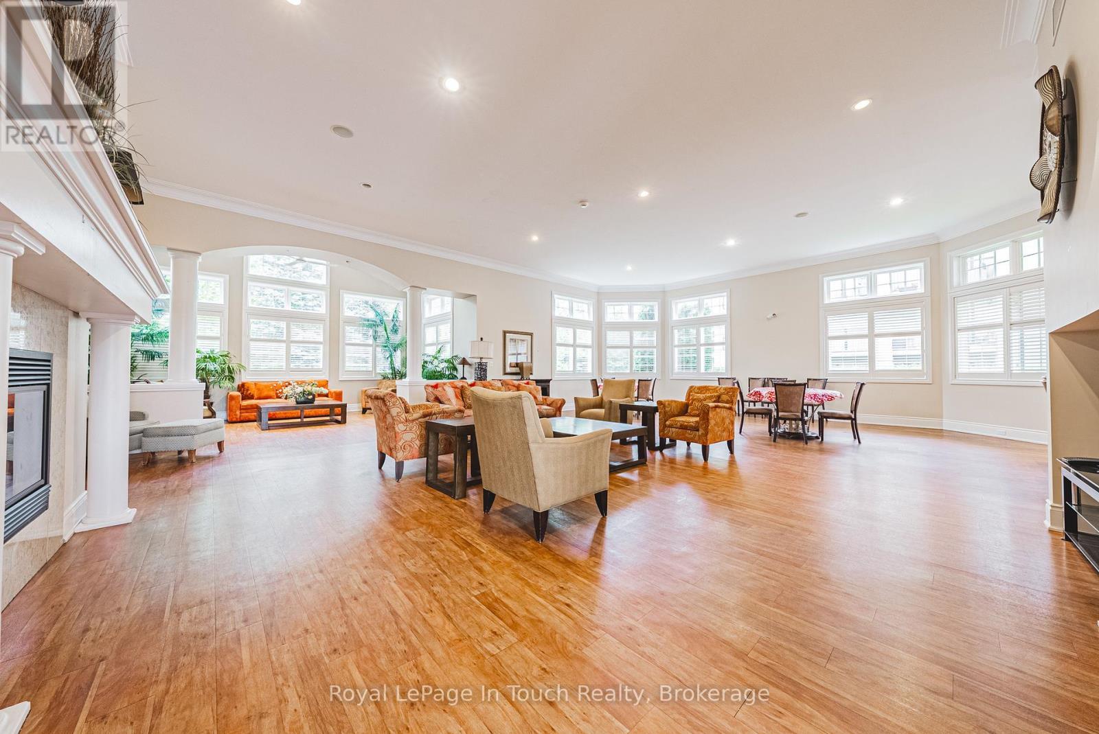 












311 - 1491 MAPLE AVENUE

,
Milton (DE Dempsey),




Ontario
L9T0B8

