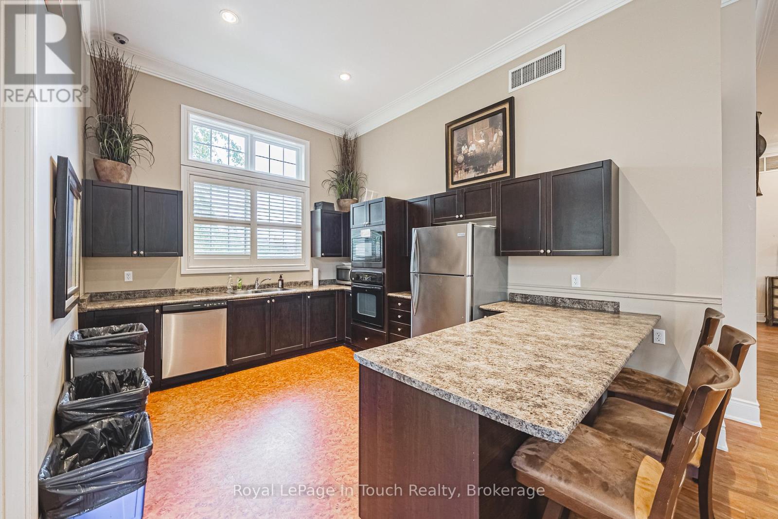 












311 - 1491 MAPLE AVENUE

,
Milton (DE Dempsey),




Ontario
L9T0B8

